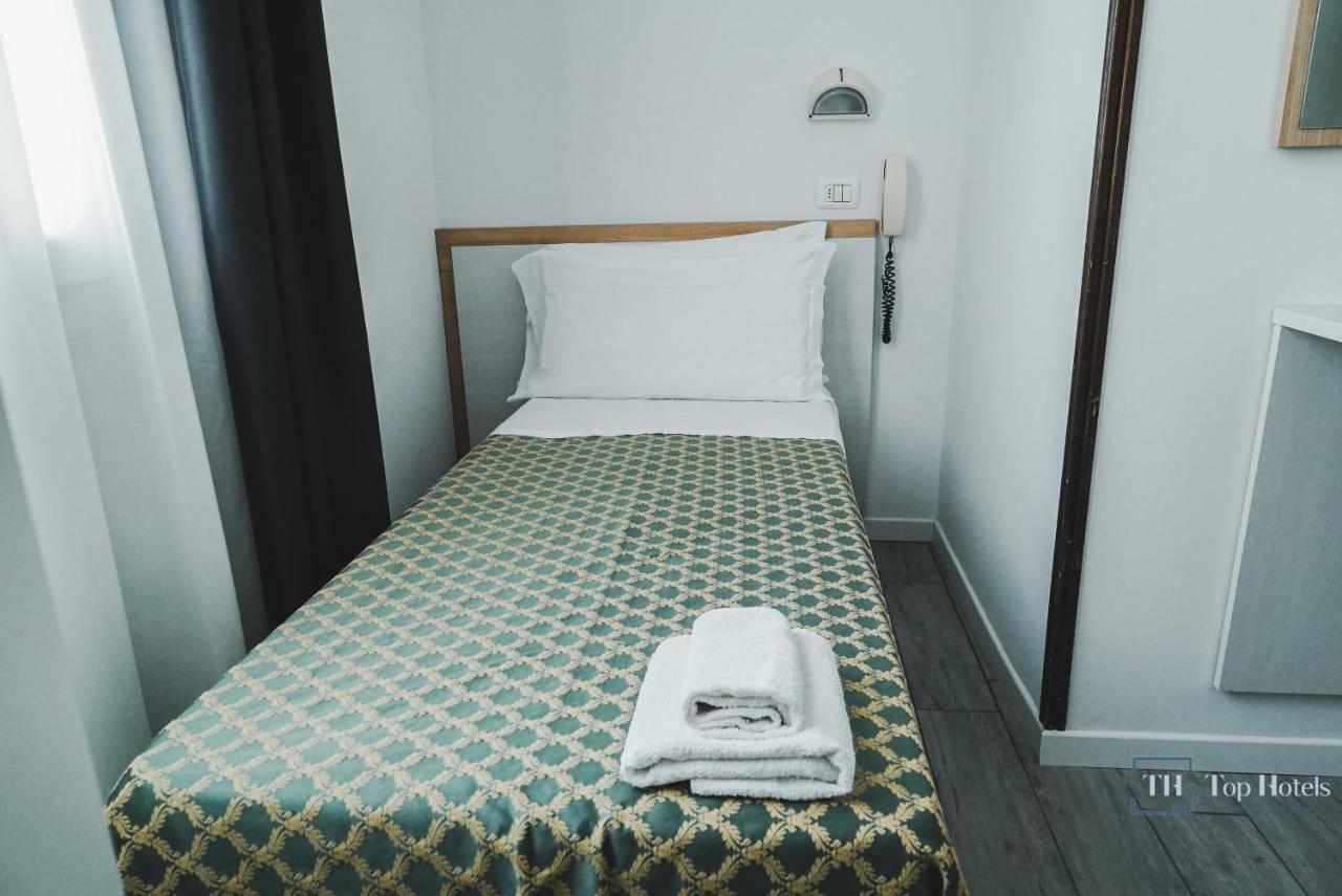 Nautic Beach Hotel Rimini Ngoại thất bức ảnh