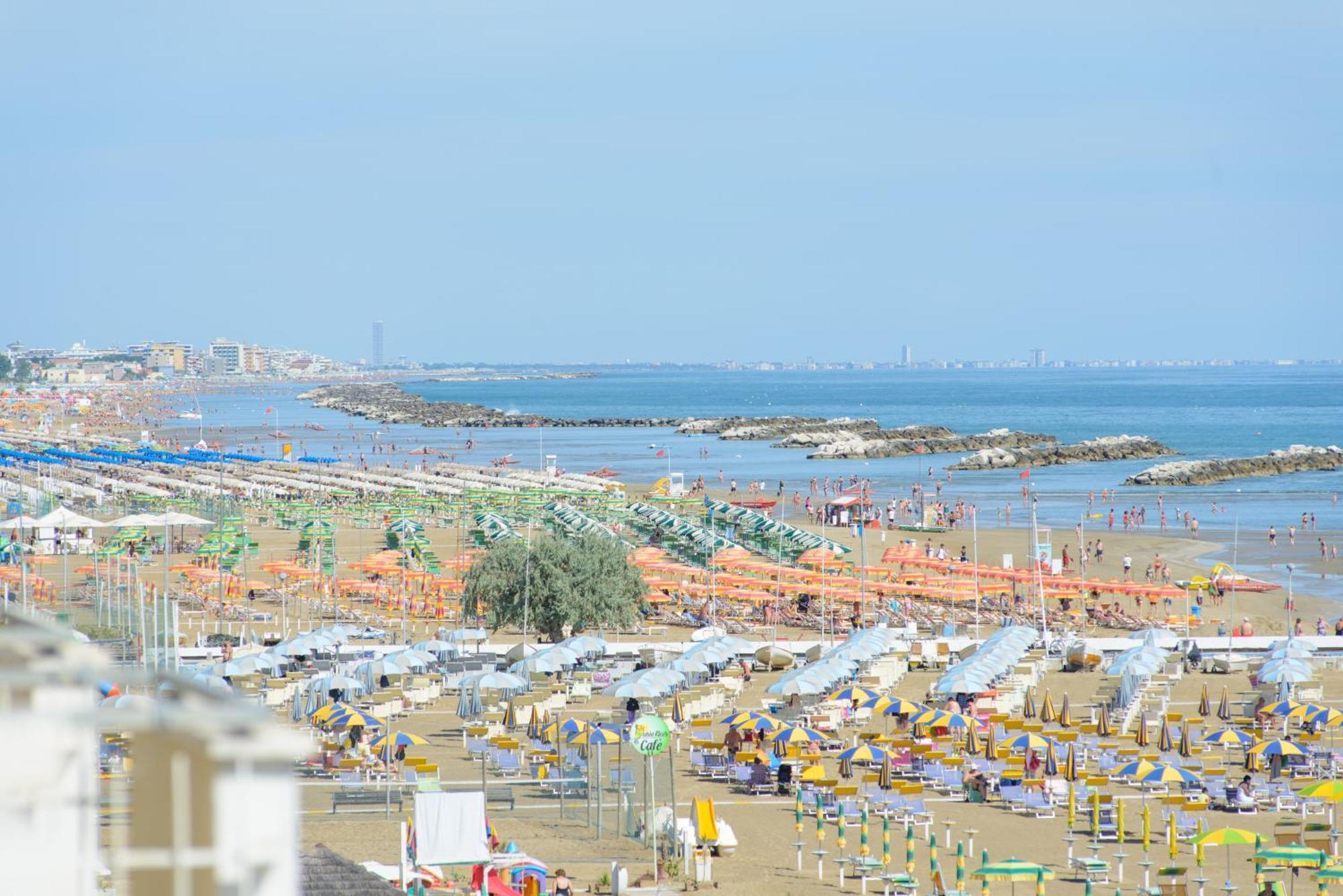 Nautic Beach Hotel Rimini Ngoại thất bức ảnh