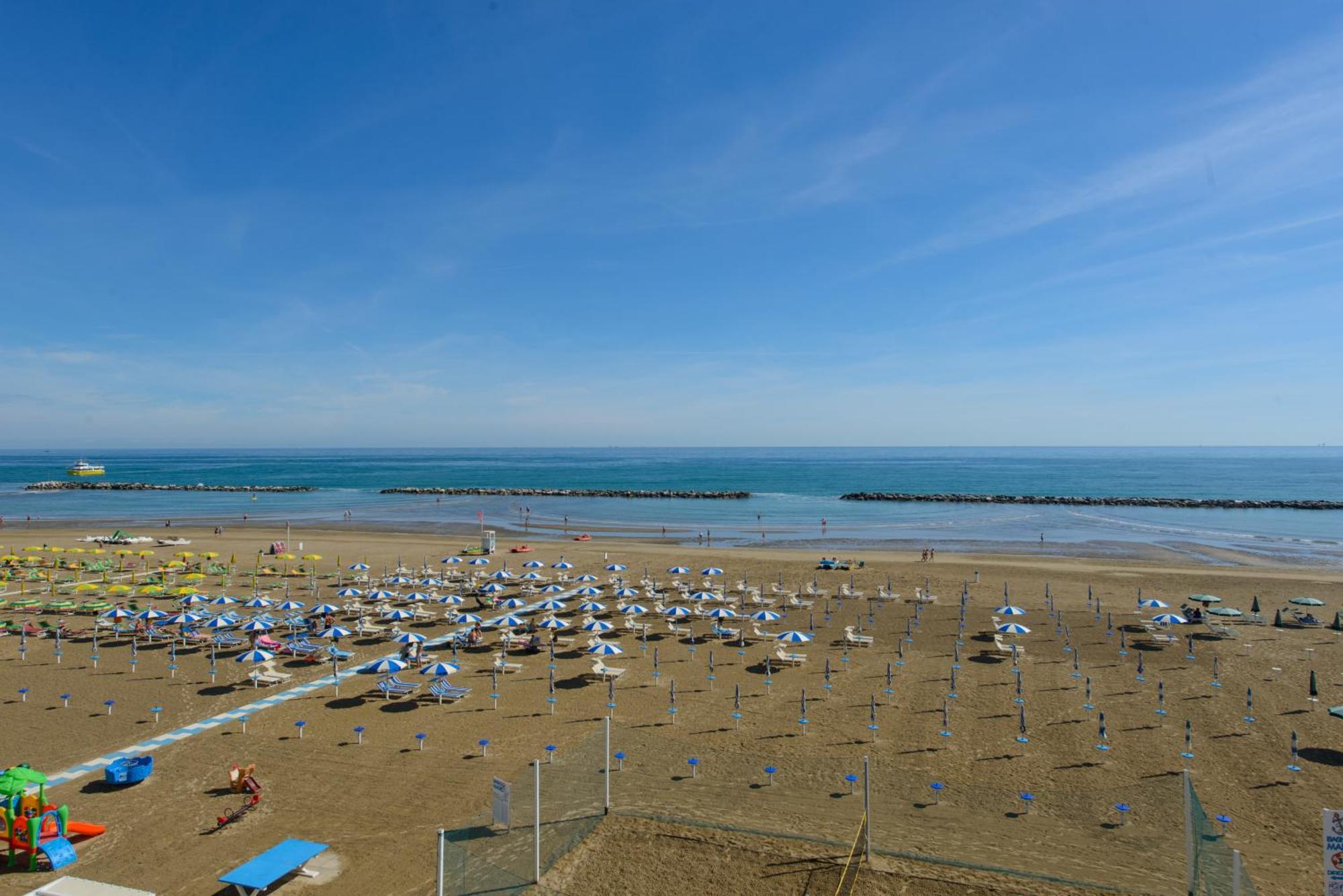 Nautic Beach Hotel Rimini Ngoại thất bức ảnh