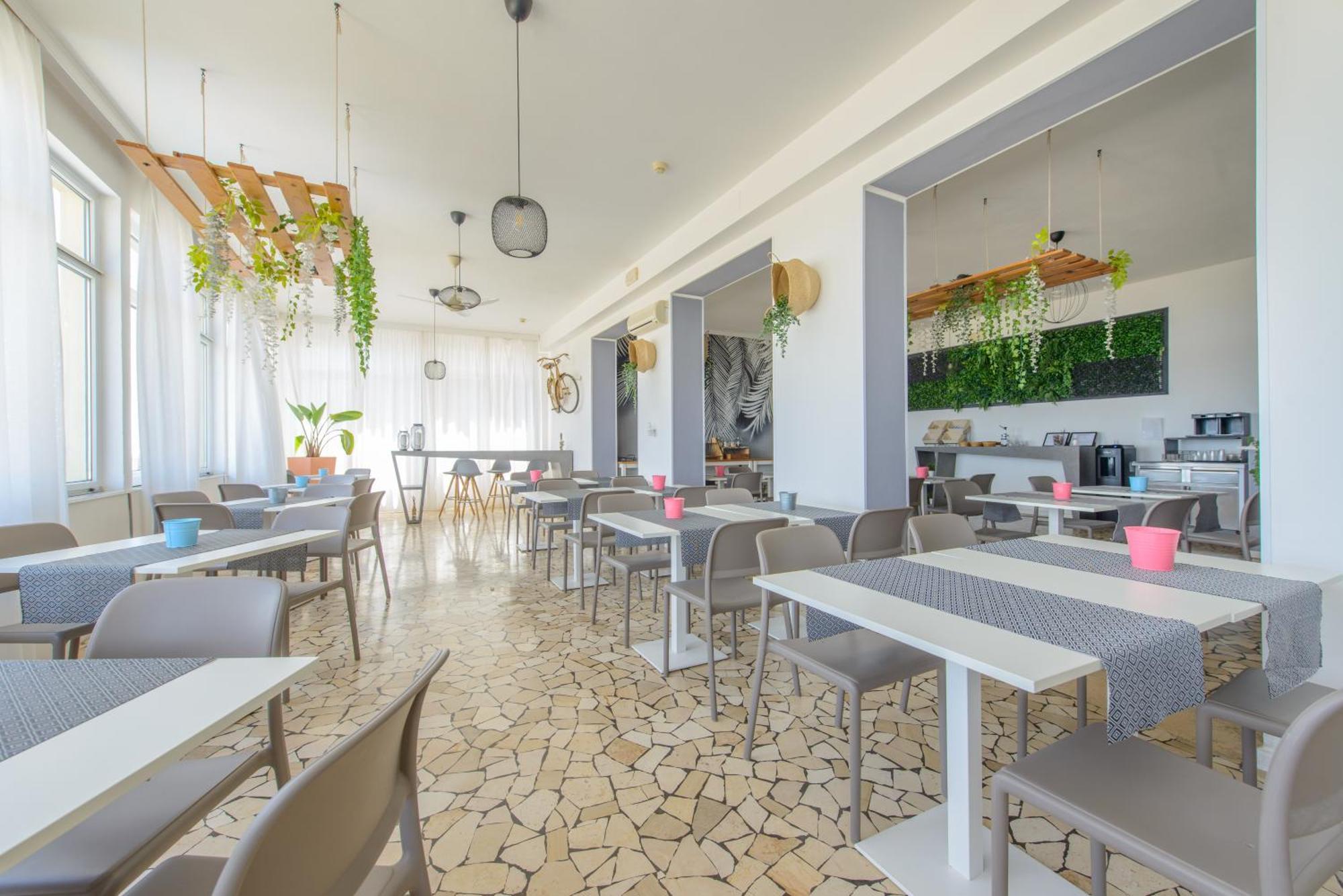 Nautic Beach Hotel Rimini Ngoại thất bức ảnh